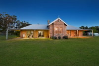 Book Canyonleigh Accommodation Vacations ACT Tourism ACT Tourism