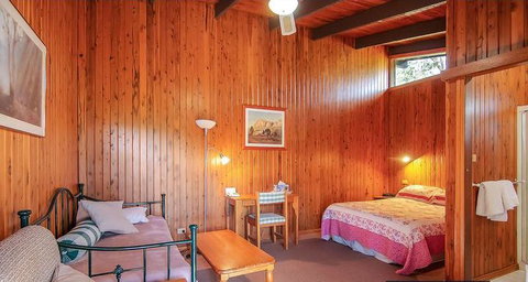 Ferndale Country Retreat - ACT Tourism 2