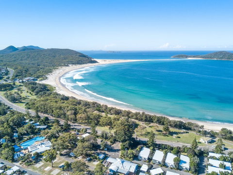 Fingal Bay Holiday Park - ACT Tourism 0
