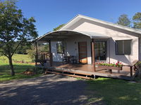 Book Booroobin Accommodation Vacations ACT Tourism ACT Tourism