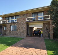 Flat 1/15 Dalmeny Drive - ACT Tourism