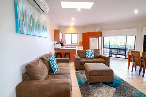 Flexi 3 At Belmont - ACT Tourism 3