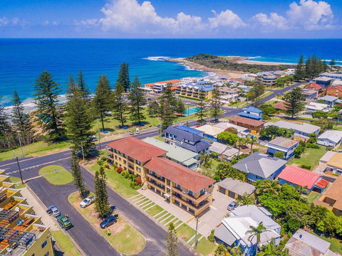 Flinders Lodge - Fantastic Views, Opposite Main Beach - ACT Tourism 2
