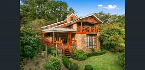 Floraison Red Hill - ACT Tourism 0