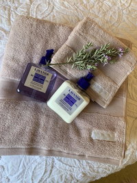 Book Flowerdale Accommodation Vacations ACT Tourism ACT Tourism