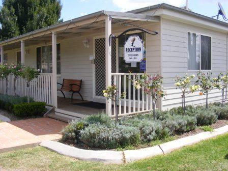 Fossickers Tourist Park - ACT Tourism 1