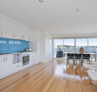 Four Kings Apartment - Deluxe 2br 3 - ACT Tourism
