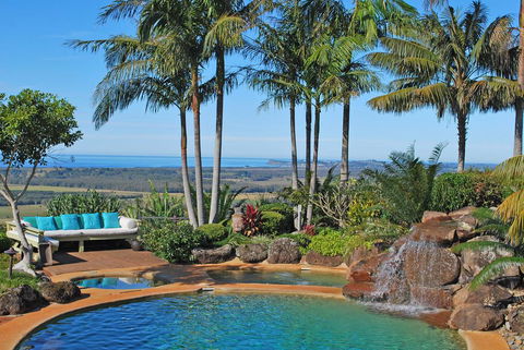 Four Winds Luxury Villas Byron Bay - ACT Tourism 0