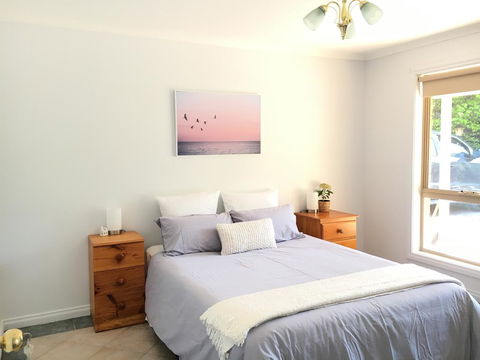 Fox Farm - Entire House Sleeps 12 Ppl - ACT Tourism 1