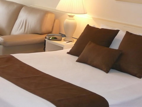 Frankston International - ACT Tourism 3