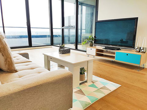 Free Parking+Netfix Luxury Comfy 1Bedroom+Gym+Pool - ACT Tourism 0