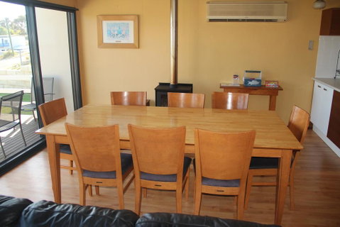 Gabbadah Beach House - ACT Tourism 3