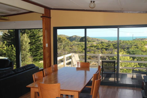 Gabbadah Beach House - ACT Tourism 1