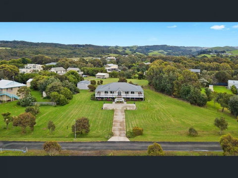 GALBRAITH BEACH STUDIO 1 - ACT Tourism 1