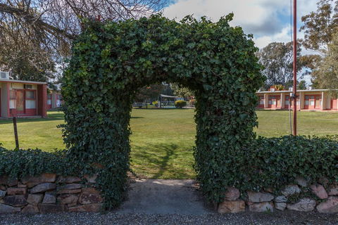 Gardenview - ACT Tourism 0