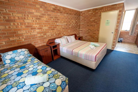 Gascoyne Hotel - ACT Tourism 3