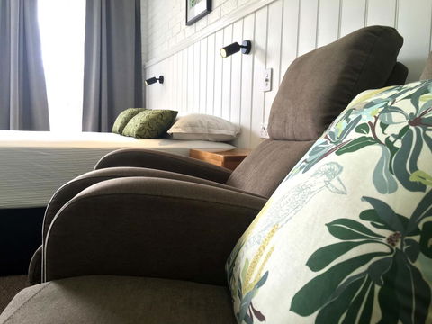 Gin Gin Village Motor Inn Motel - ACT Tourism 0