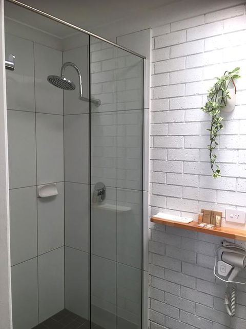 Gin Gin Village Motor Inn Motel - ACT Tourism 3