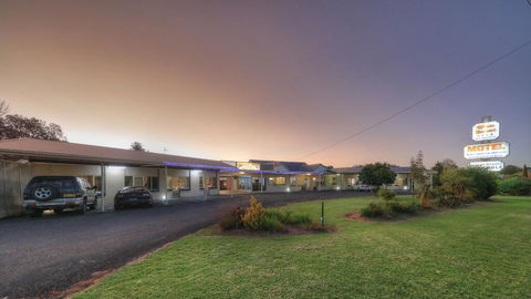 Glen Innes Motel - ACT Tourism 2