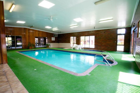 Golden Grain Motor Inn - ACT Tourism 2