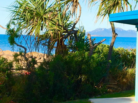 Golden Sands Beach House - ACT Tourism 1