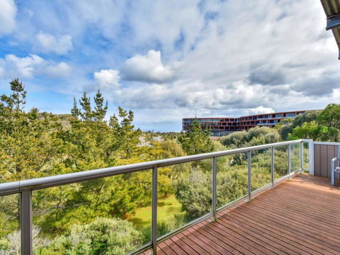 Golfers Paradise By The Beach - ACT Tourism 3