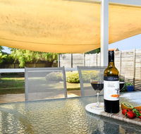 Goolwa Blue Escape - WiFi - Pet-Friendly - ACT Tourism