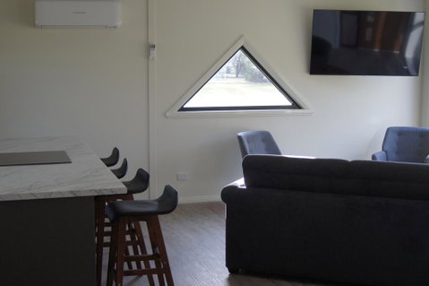 Goolwa Spa & River Retreat House - ACT Tourism 1