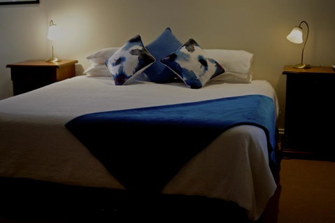 Goolwa Spa & River Retreat House - ACT Tourism 0