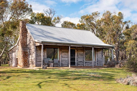 Grampians Pioneer Cottages - ACT Tourism 0