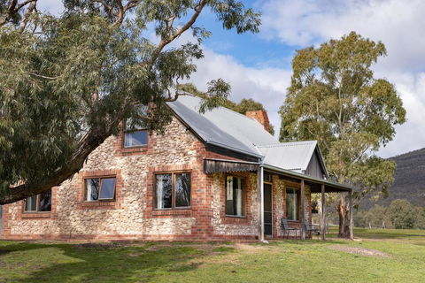 Grampians Pioneer Cottages - ACT Tourism 3