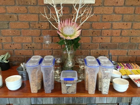 Grange Burn Motel - ACT Tourism 3