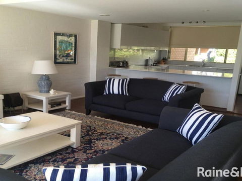 Greenpark #11 - 11/45 Avoca Drive, Avoca Beach - ACT Tourism 2