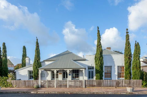 Grey Masts, Robe - ACT Tourism 0