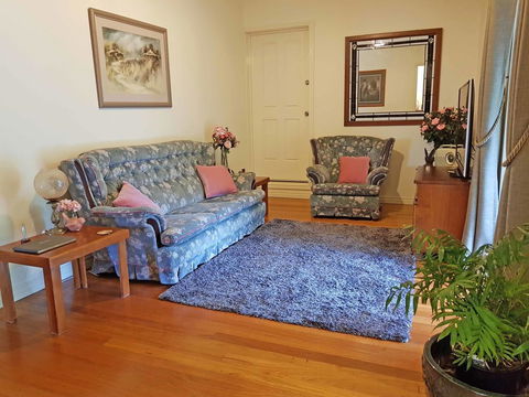 Gumtree House Montville - ACT Tourism 2
