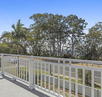 Hamptons at The Bay - ACT Tourism