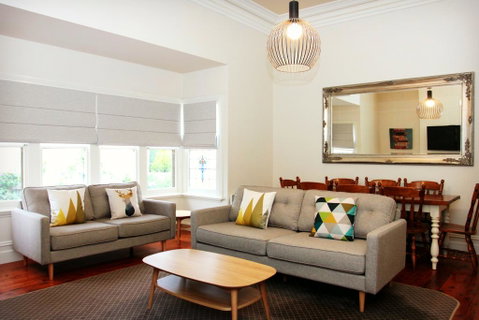 Hansen Street Retreat - ACT Tourism 1