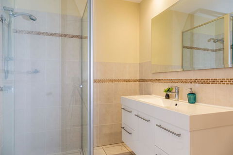 HARBOUR LIGHTS - Ulladulla - ACT Tourism 2