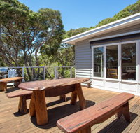 Harleian Beach House walk to both beaches - ACT Tourism