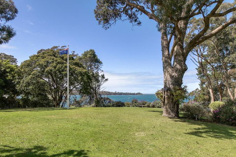 Heronswood - ACT Tourism 1