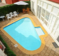 Hi 5 Luxury Holiday Apartments - ACT Tourism