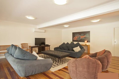 Hibiscus House - Sawtell, NSW - ACT Tourism 2