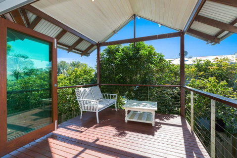 Hidden Escape On Casuarina Beech - ACT Tourism 0