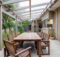 Hilltop Beach House newly updated - ACT Tourism