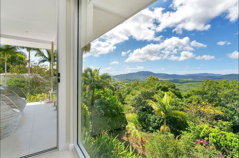Hilltop Rainforest Retreat - ACT Tourism 1