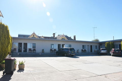 Hillview Motel - ACT Tourism 2
