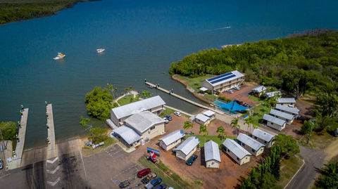 Hinchinbrook Marine Cove Resort - ACT Tourism 2