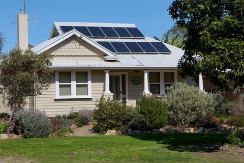 Holistic Haven - ACT Tourism 0