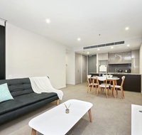 Homely Albert Park Suite Next to Grand Prix Circuit - ACT Tourism
