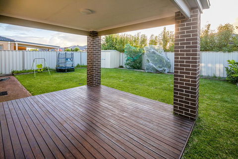 Homely Getaways In Central Pakenham - Pet Friendly - ACT Tourism 2